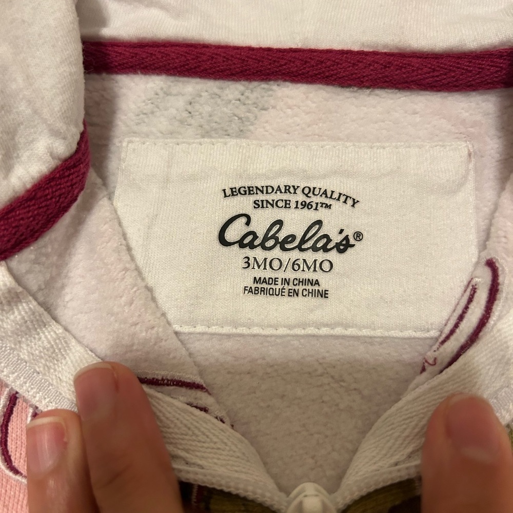 Cabelas pink camo hoodie, 3-6 months - Picture 4 of 4